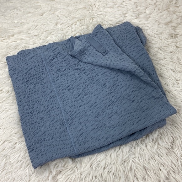 Lululemon Vinyasa Scarf *Crinkle Chambray - Picture 5 of 5